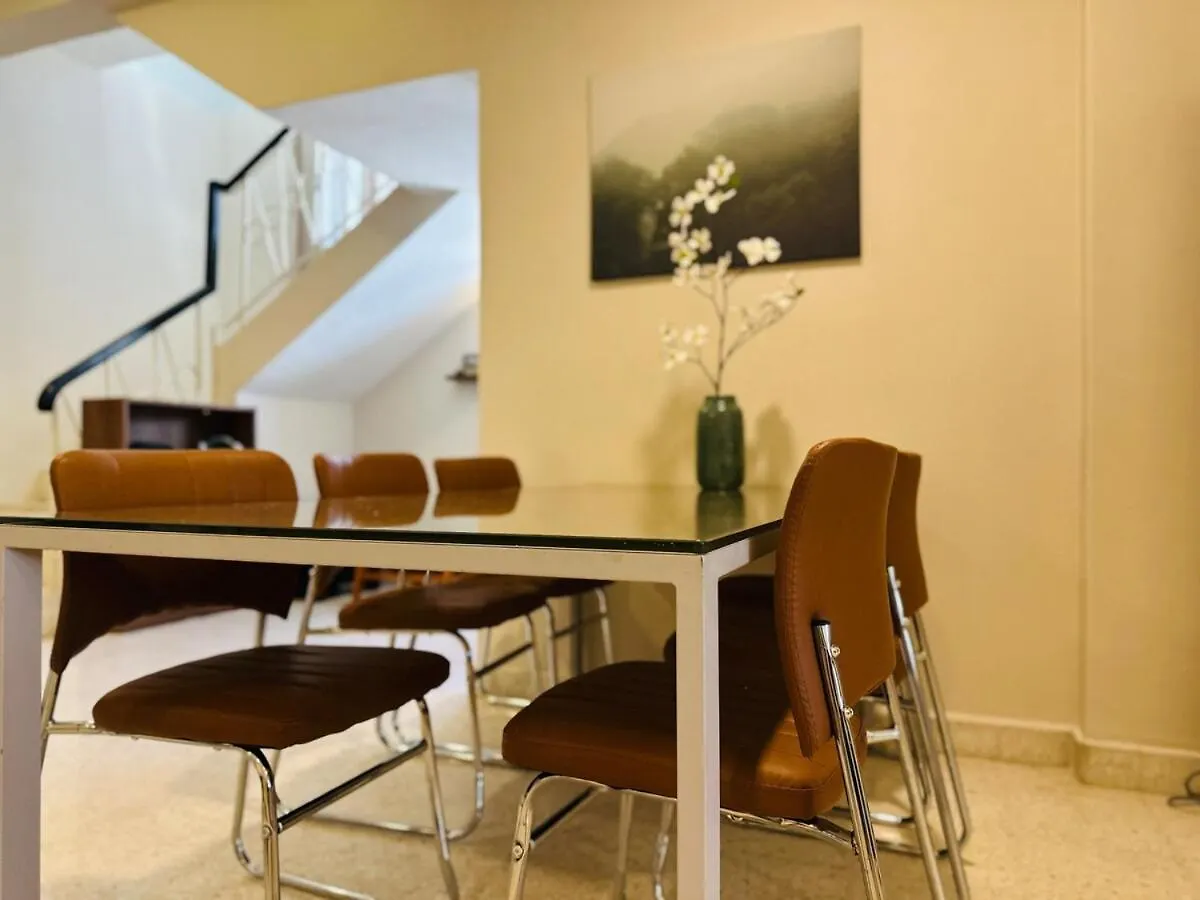 New Island Luxe Retreat Vacation Home 14Pax Nearby Gurney Tanjung Bungah  Tanjung Bungah (Penang)