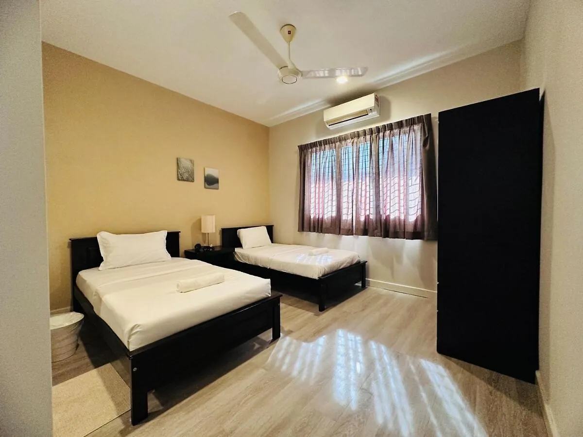 Holiday home New Island Luxe Retreat Vacation Home 14Pax Nearby Gurney Tanjung Bungah